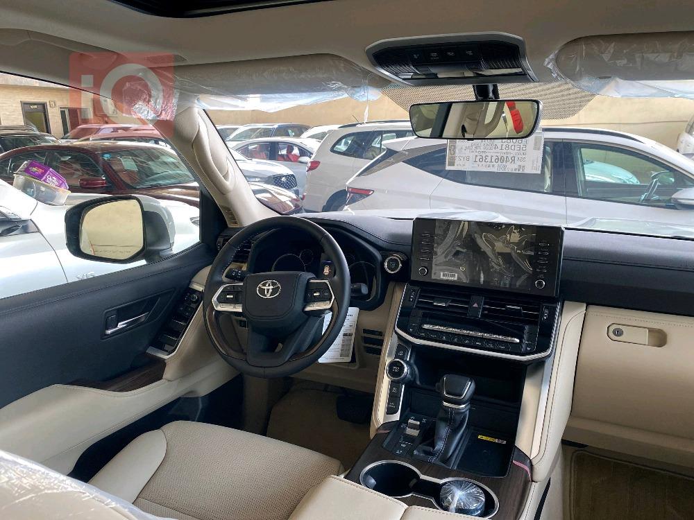 تويوتا لاندكروزر